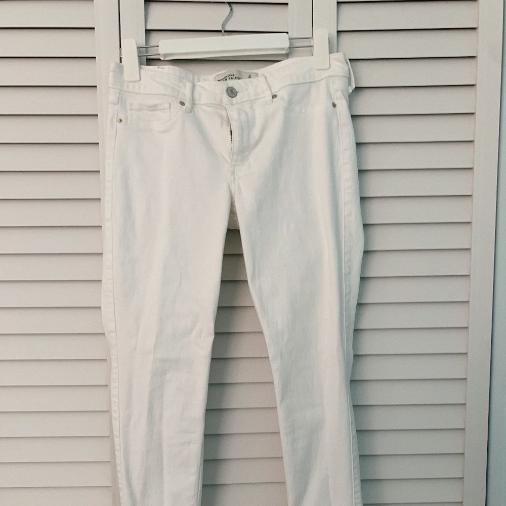 White Supper Skinny Jeans